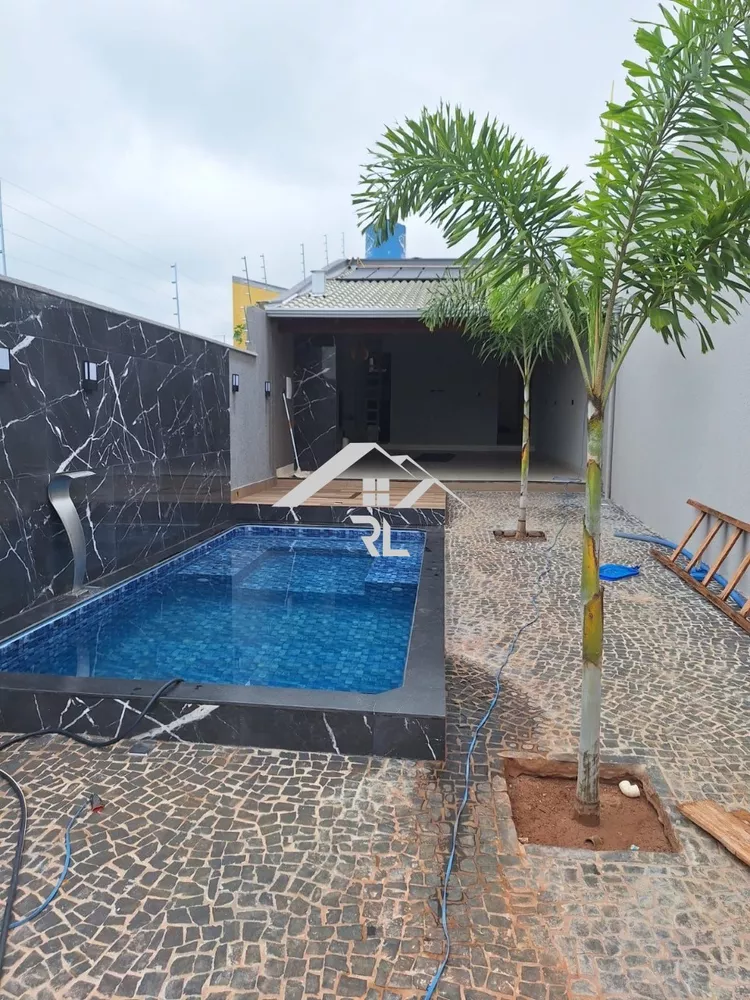 Casa à venda com 2 quartos - Foto 1