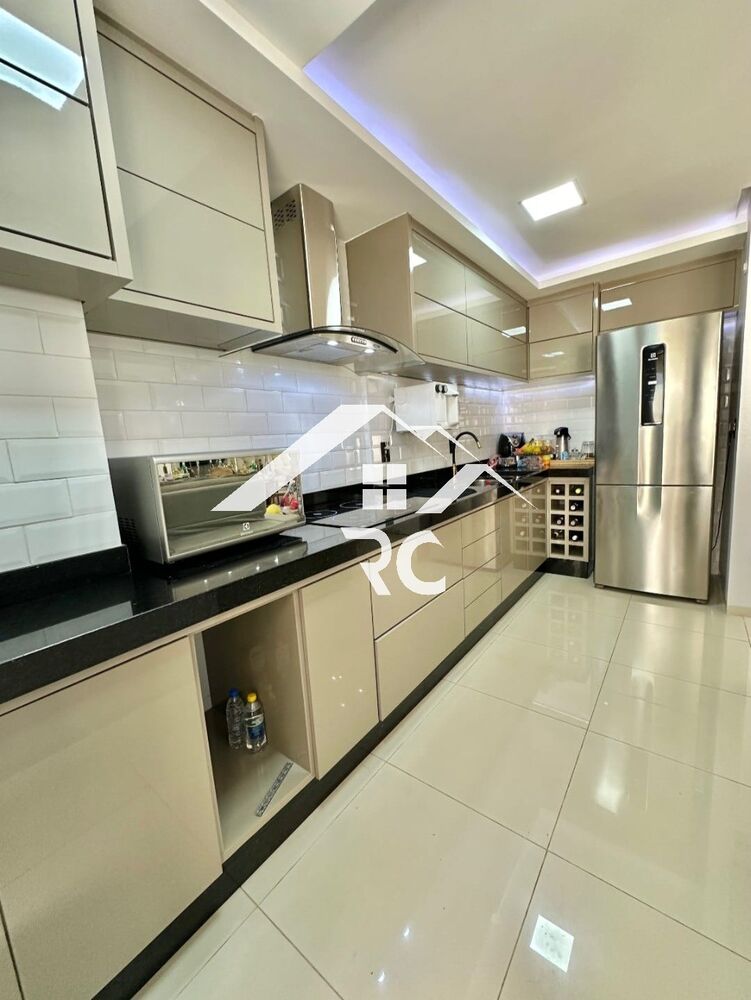 Apartamento à venda com 2 quartos, 69m² - Foto 4