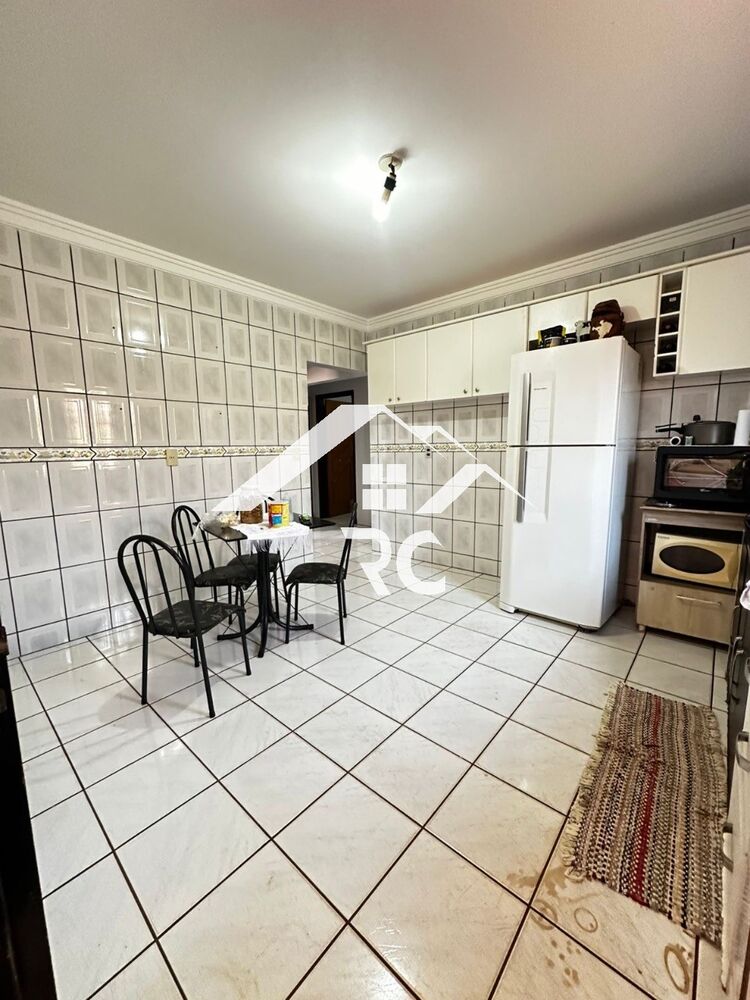 Casa, 4 quartos - Foto 2