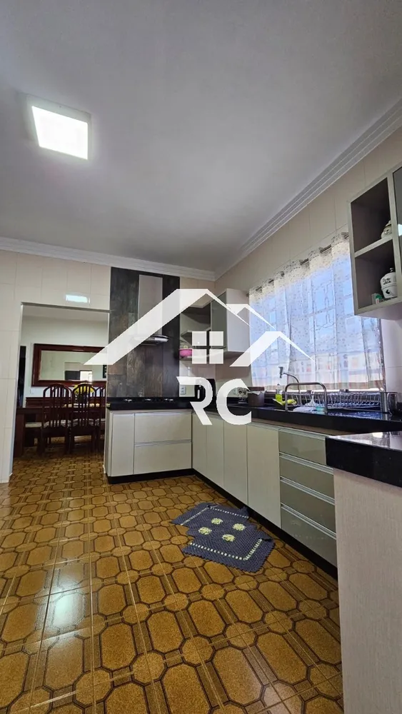 Casa, 4 quartos - Foto 1