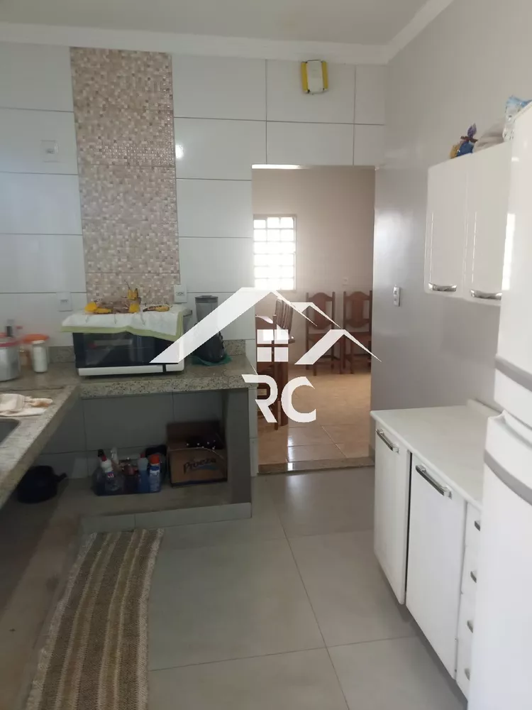 Casa à venda com 4 quartos, 466m² - Foto 4