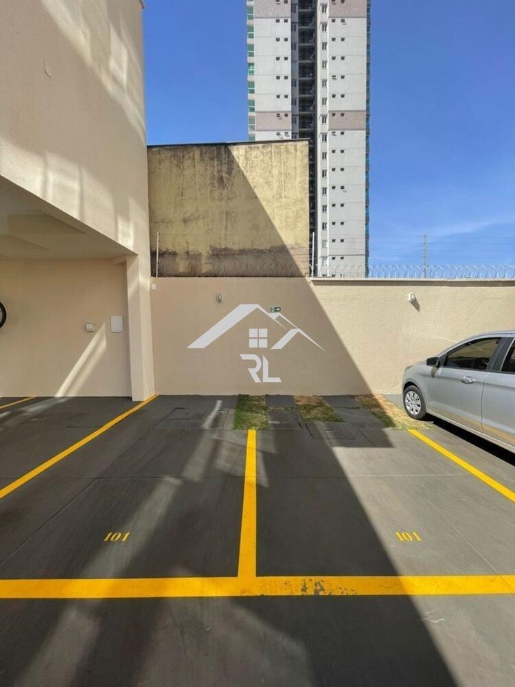 Apartamento à venda com 3 quartos, 300m² - Foto 2