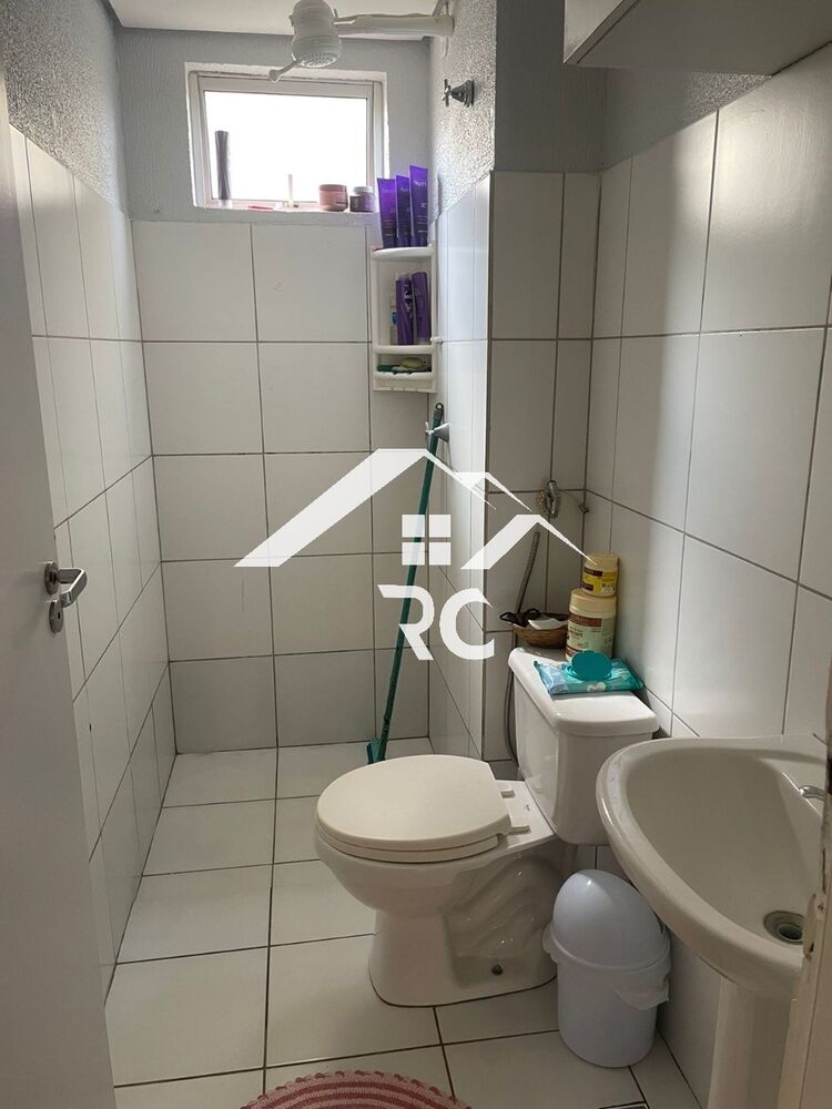 Apartamento à venda com 2 quartos, 75m² - Foto 4