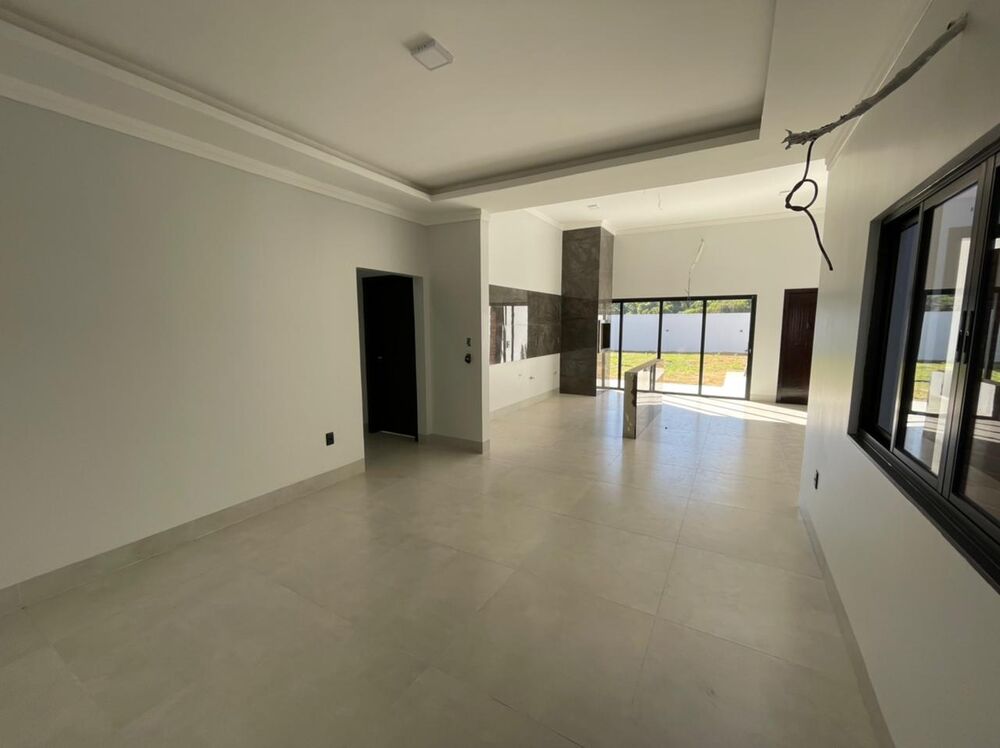 Casa à venda com 3 quartos, 157m² - Foto 2