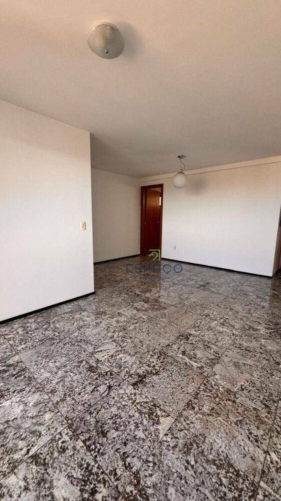 Apartamento à venda com 3 quartos, 98m² - Foto 1