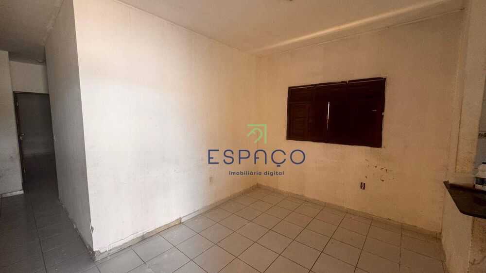 Casa à venda com 3 quartos, 100m² - Foto 3