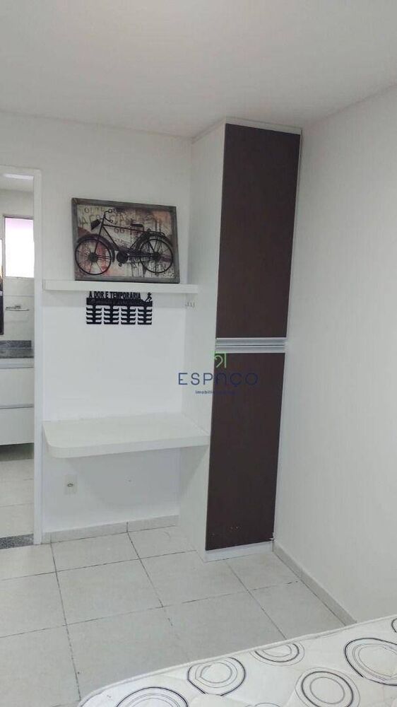 Apartamento à venda com 2 quartos, 60m² - Foto 1