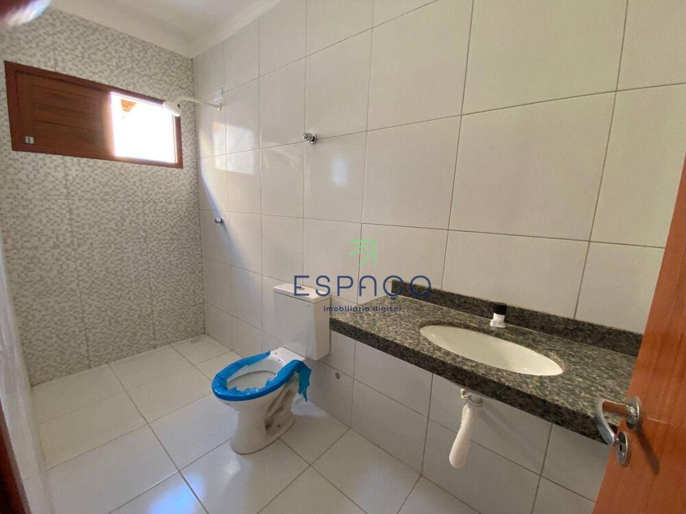 Casa à venda com 2 quartos, 60m² - Foto 11