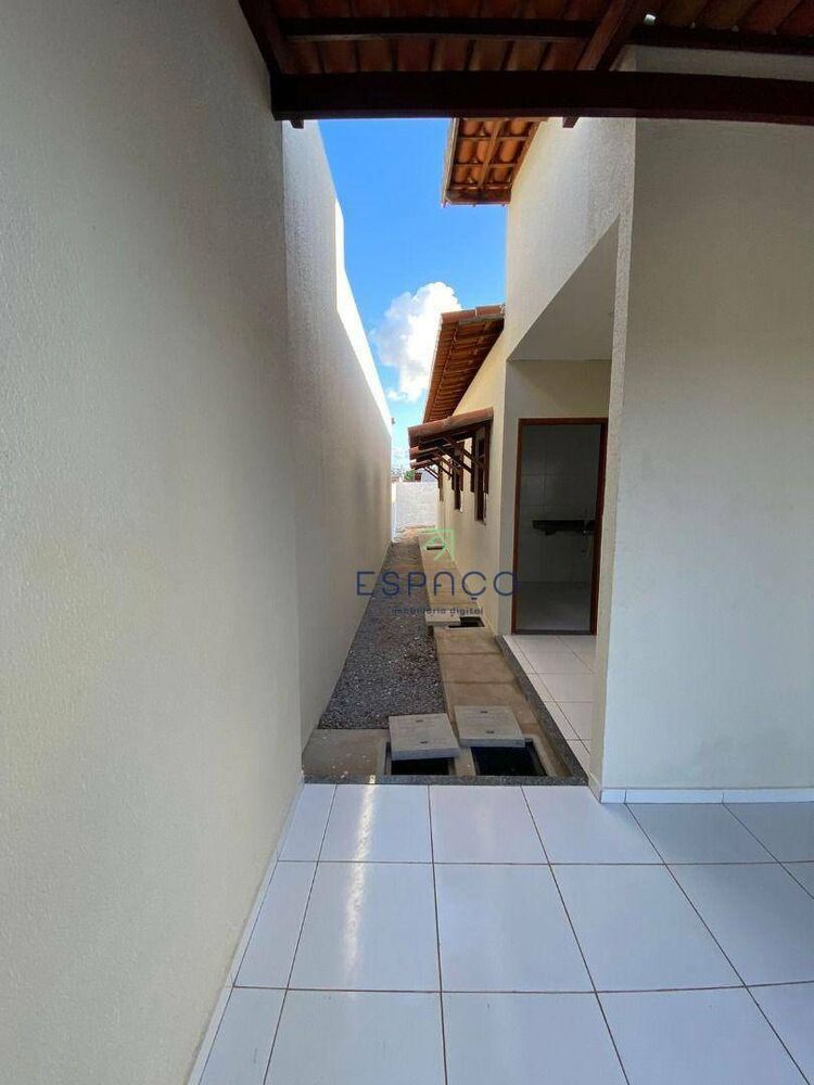 Casa à venda com 2 quartos, 60m² - Foto 5