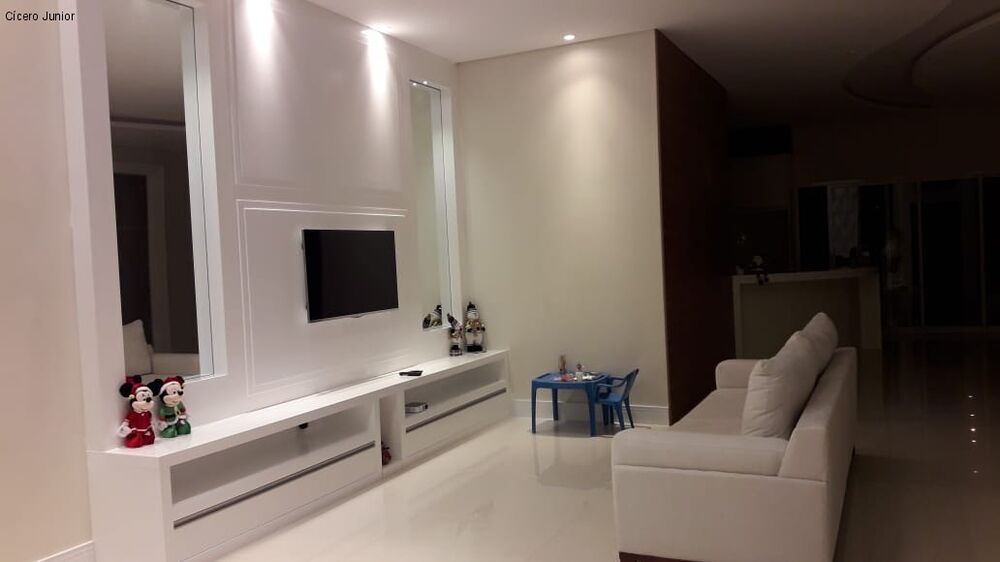 Casa, 3 quartos, 250 m² - Foto 2