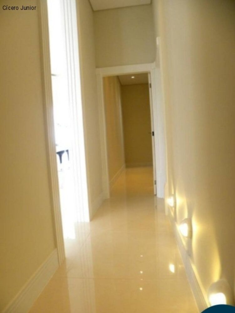 Casa, 3 quartos, 250 m² - Foto 4