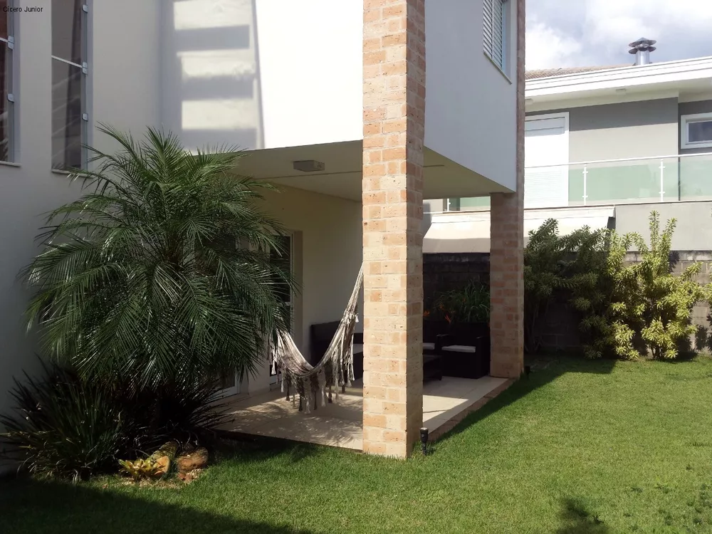 Casa à venda com 3 quartos, 200m² - Foto 8