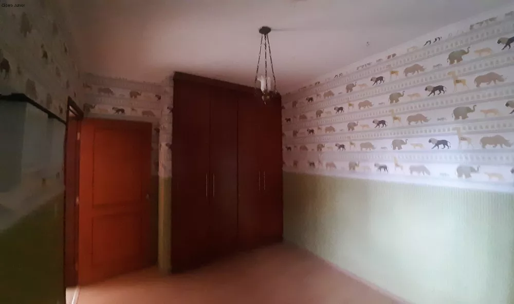 Casa à venda com 4 quartos, 300m² - Foto 8