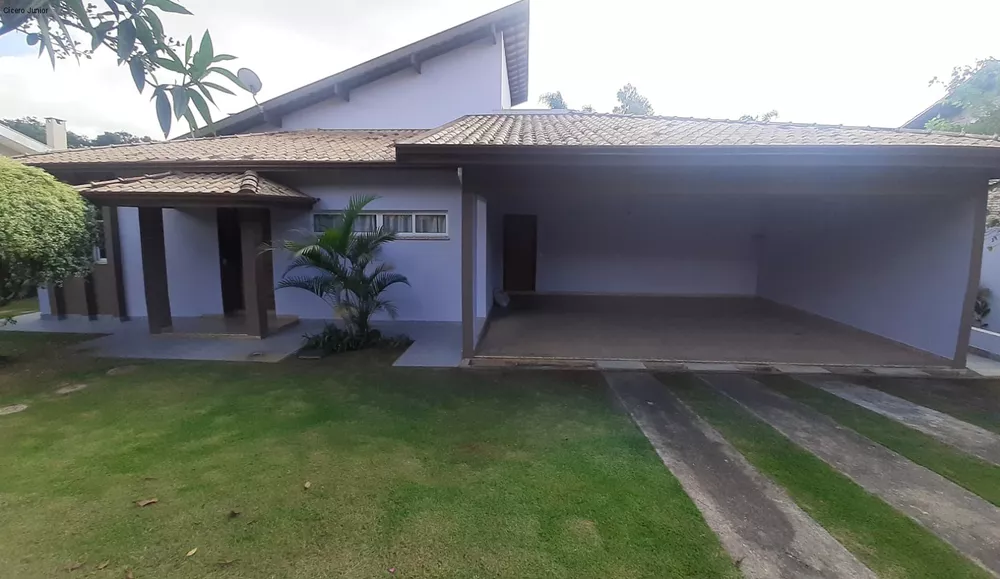 Casa à venda com 4 quartos, 300m² - Foto 2