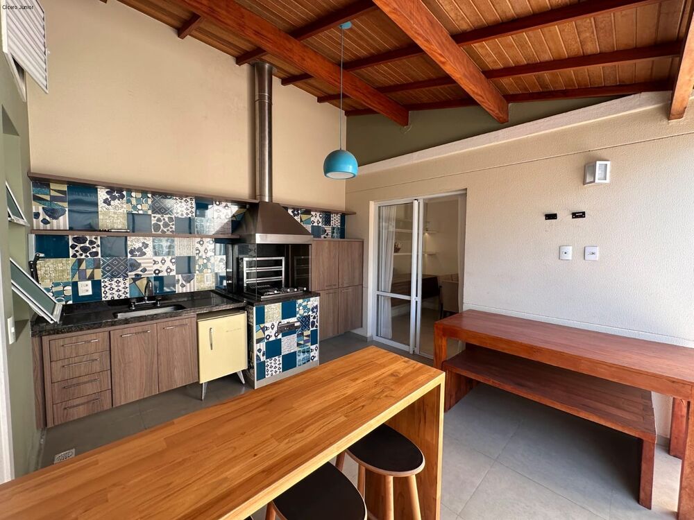 Casa, 3 quartos, 122 m² - Foto 1