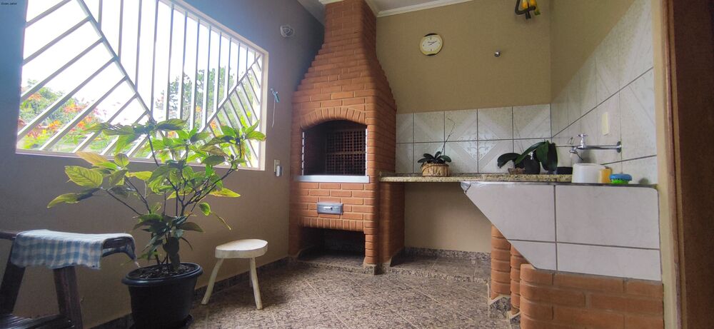 Casa à venda com 1 quarto, 110m² - Foto 4