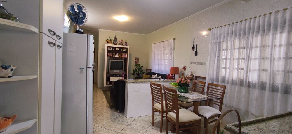 Casa à venda com 1 quarto, 110m² - Foto 6