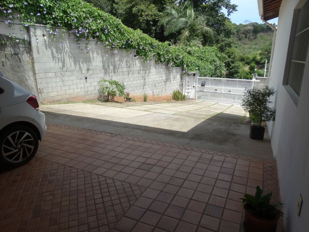 Chácara à venda com 4 quartos, 320m² - Foto 4