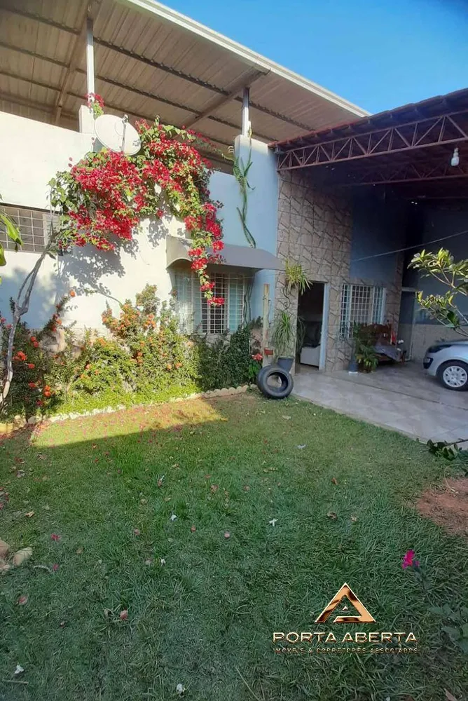 Casa, 3 quartos, 130 m² - Foto 1