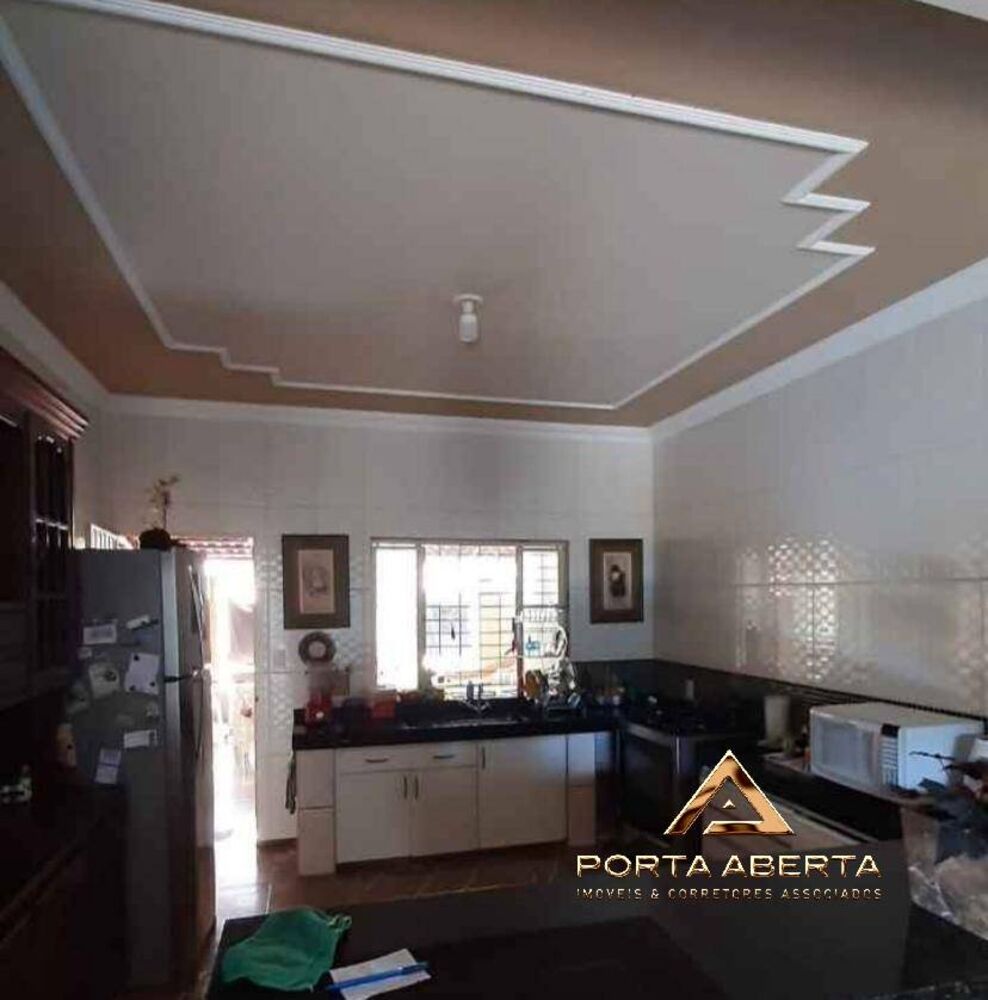 Casa, 3 quartos, 130 m² - Foto 4