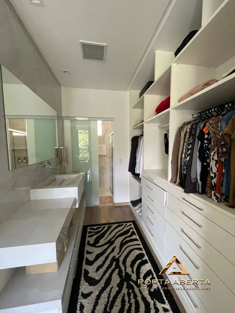 Casa, 3 quartos, 258 m² - Foto 6