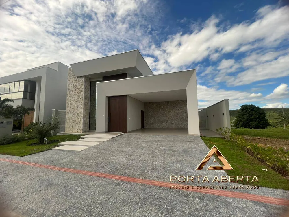 Casa, 3 quartos, 243 m² - Foto 1