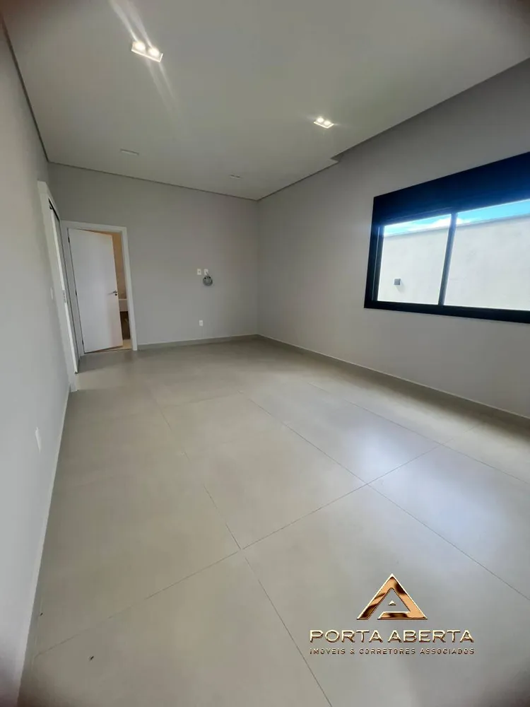 Casa, 3 quartos, 243 m² - Foto 10