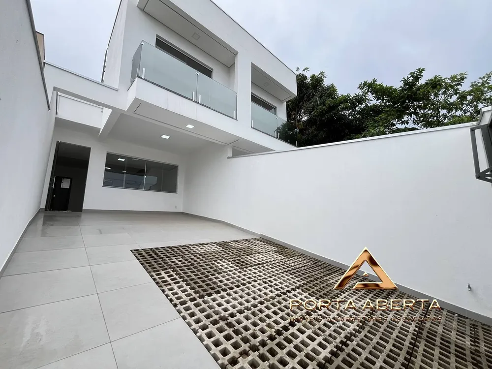 Casa, 3 quartos, 135 m² - Foto 1