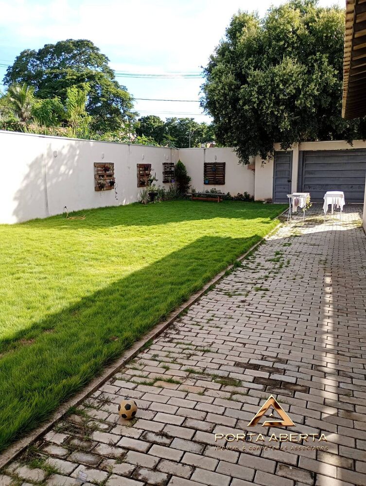 Casa à venda com 3 quartos, 90m² - Foto 4