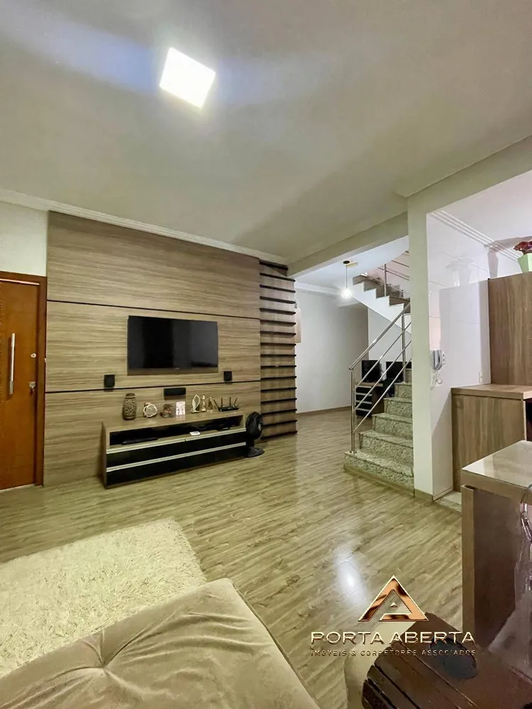 Cobertura, 3 quartos, 175 m² - Foto 1
