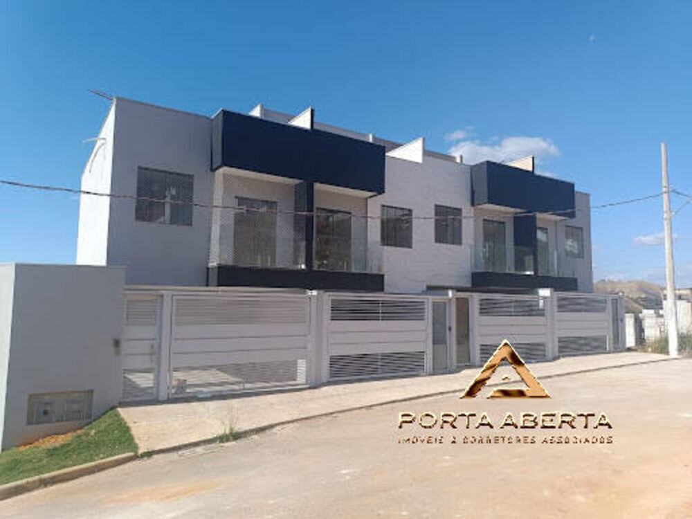 Casa à venda com 3 quartos, 104m² - Foto 1