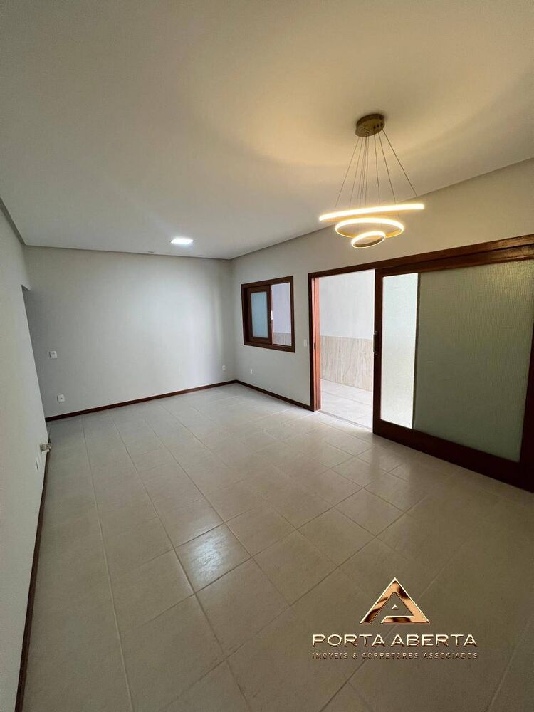 Casa, 4 quartos, 219 m² - Foto 5