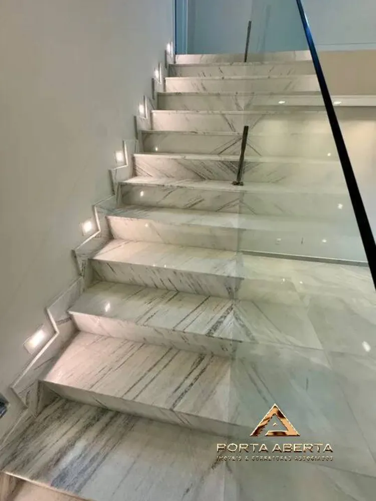 Casa, 3 quartos, 240 m² - Foto 11