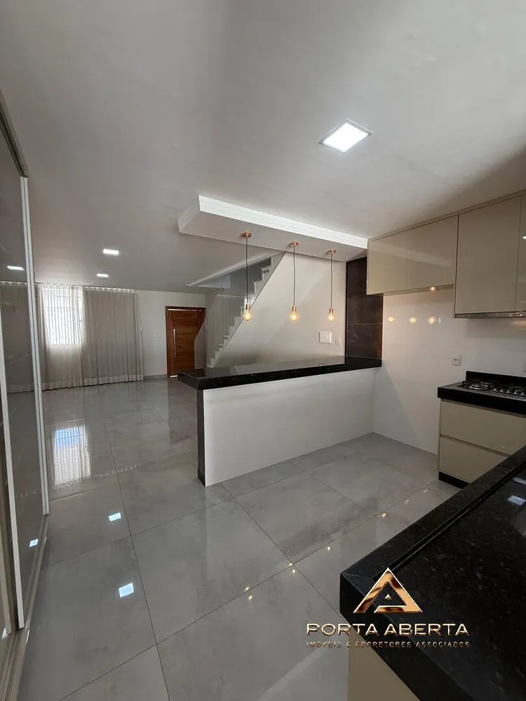 Casa, 3 quartos, 163 m² - Foto 3