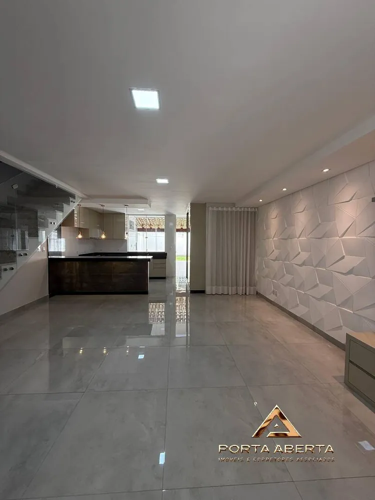 Casa, 3 quartos, 163 m² - Foto 1