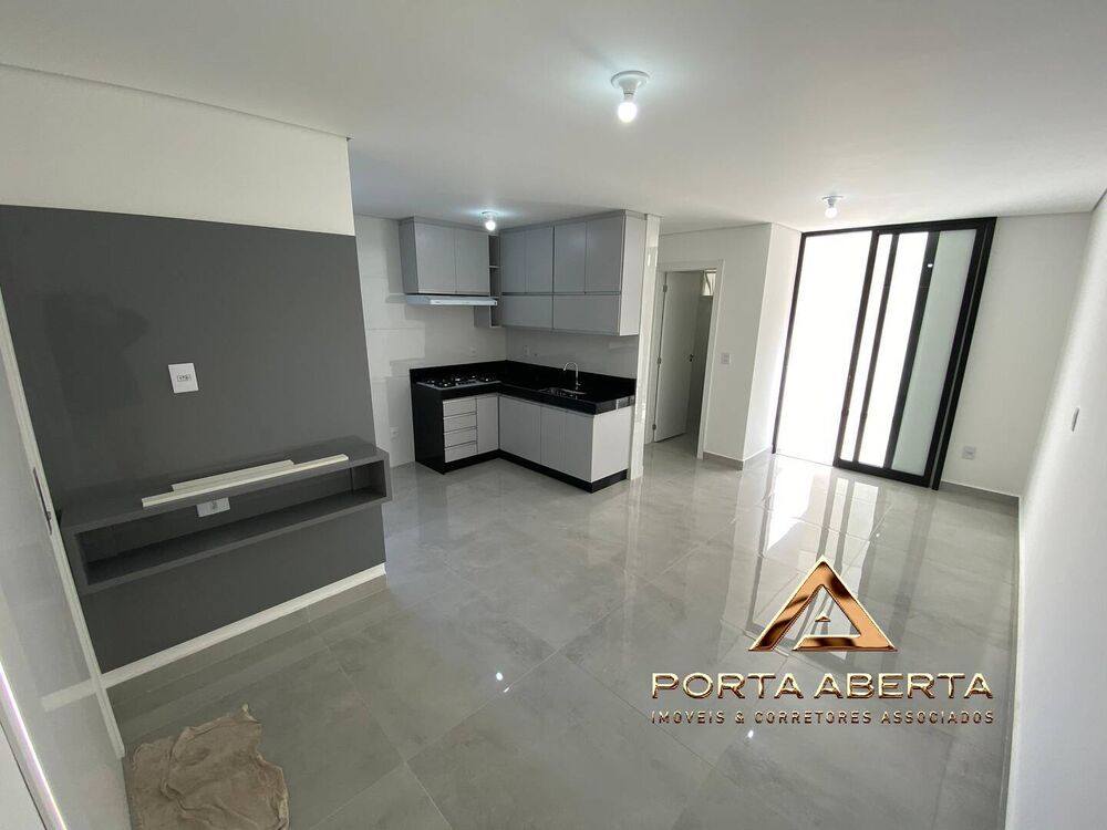 Apartamento à venda com 2 quartos, 66m² - Foto 1