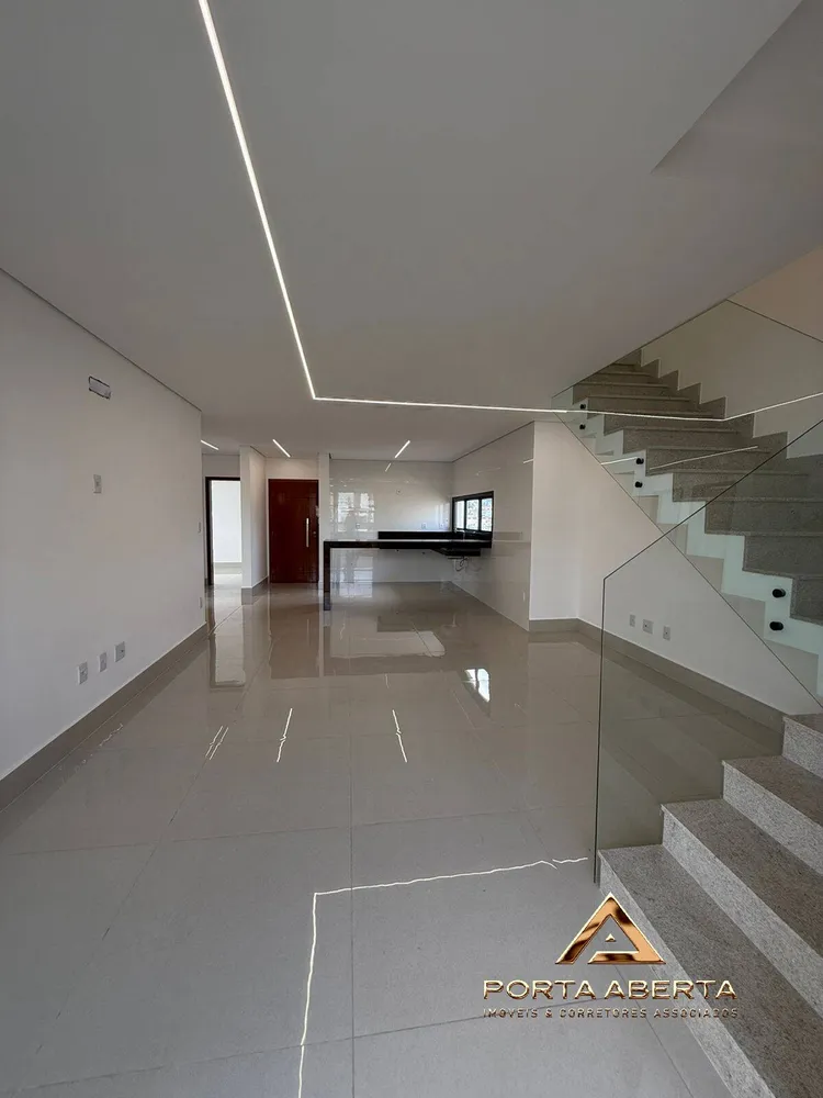 Apartamento, 4 quartos, 210 m² - Foto 1