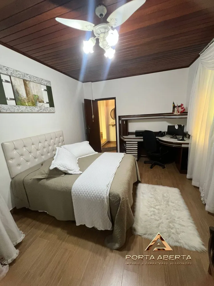 Casa, 3 quartos, 212 m² - Foto 11