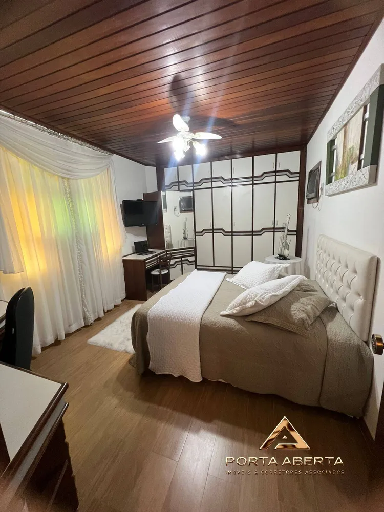 Casa, 3 quartos, 212 m² - Foto 10