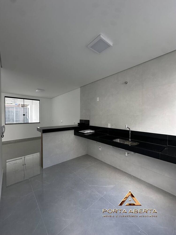 Casa à venda com 3 quartos, 173m² - Foto 9
