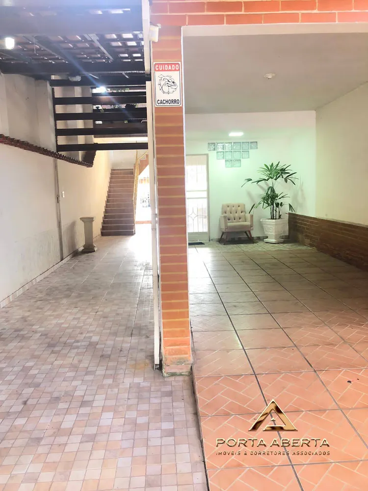 Casa, 3 quartos, 215 m² - Foto 12