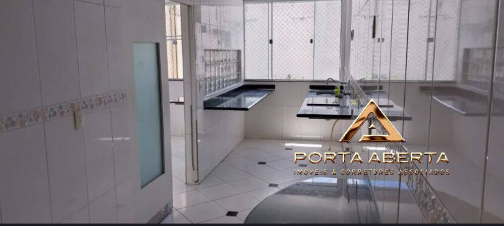 Apartamento à venda com 3 quartos, 139m² - Foto 4
