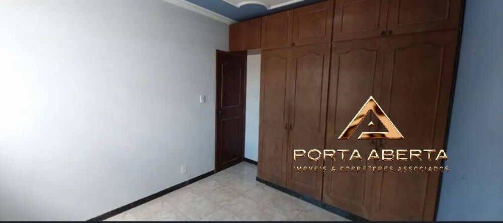 Apartamento à venda com 3 quartos, 139m² - Foto 3