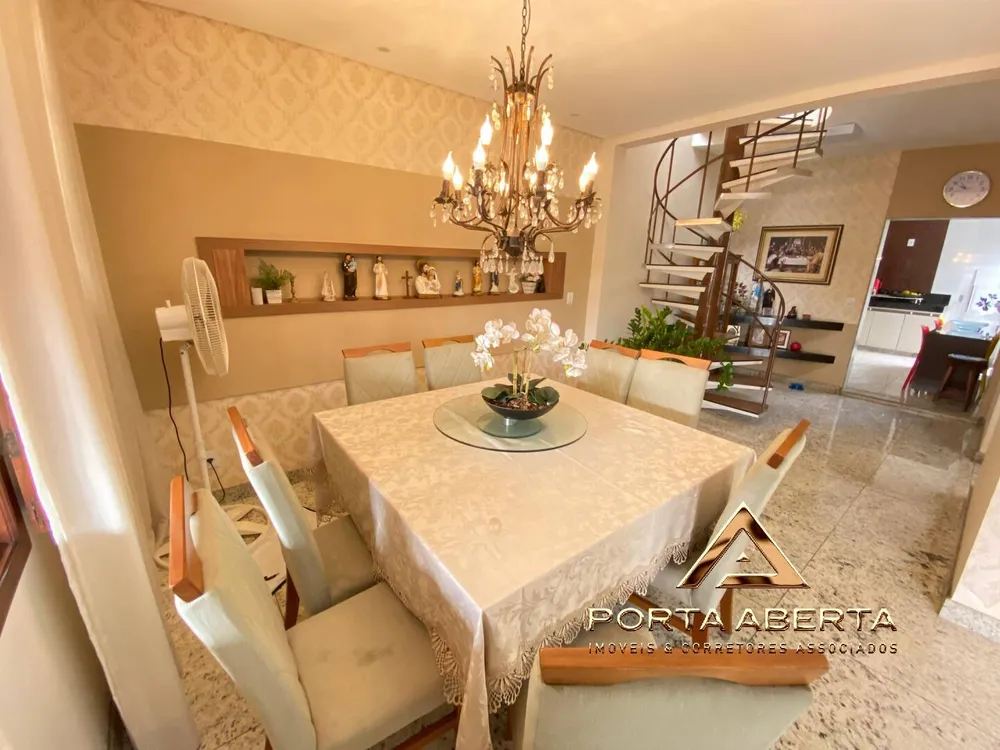 Casa, 3 quartos, 280 m² - Foto 3