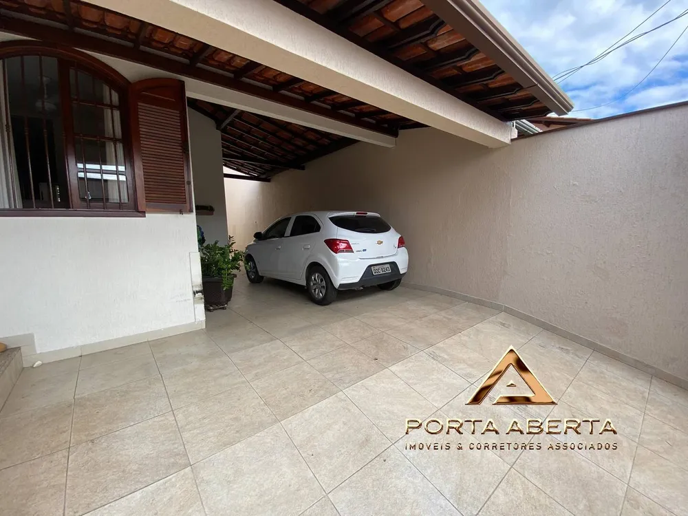 Casa, 3 quartos, 280 m² - Foto 1