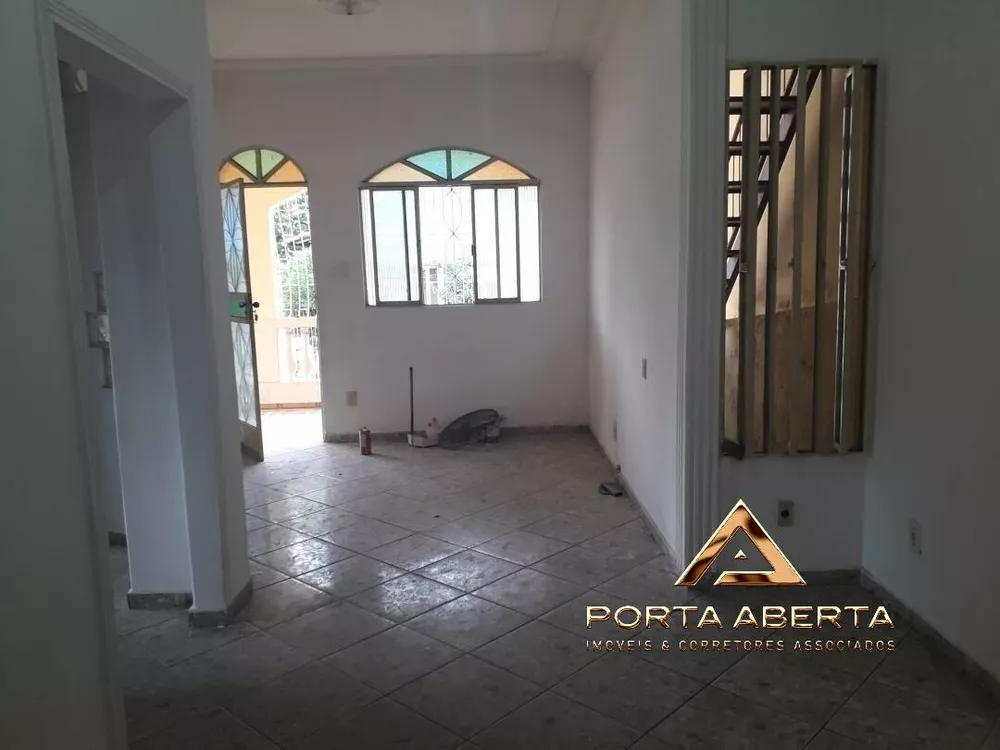 Casa à venda com 2 quartos, 182m² - Foto 4