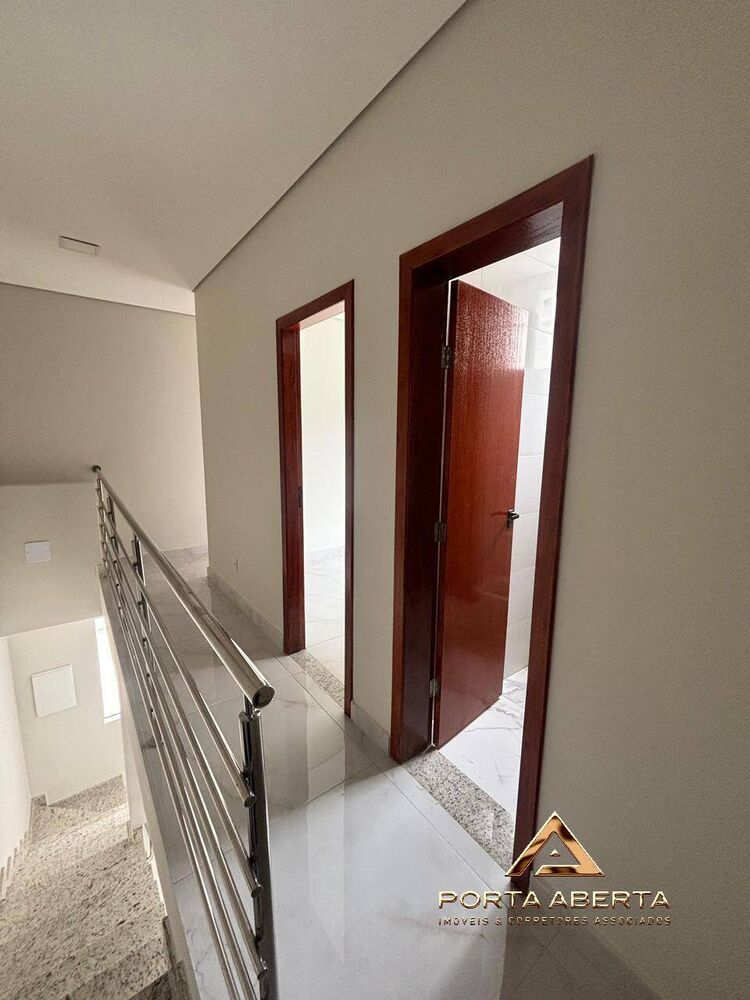 Casa à venda com 3 quartos, 120m² - Foto 5