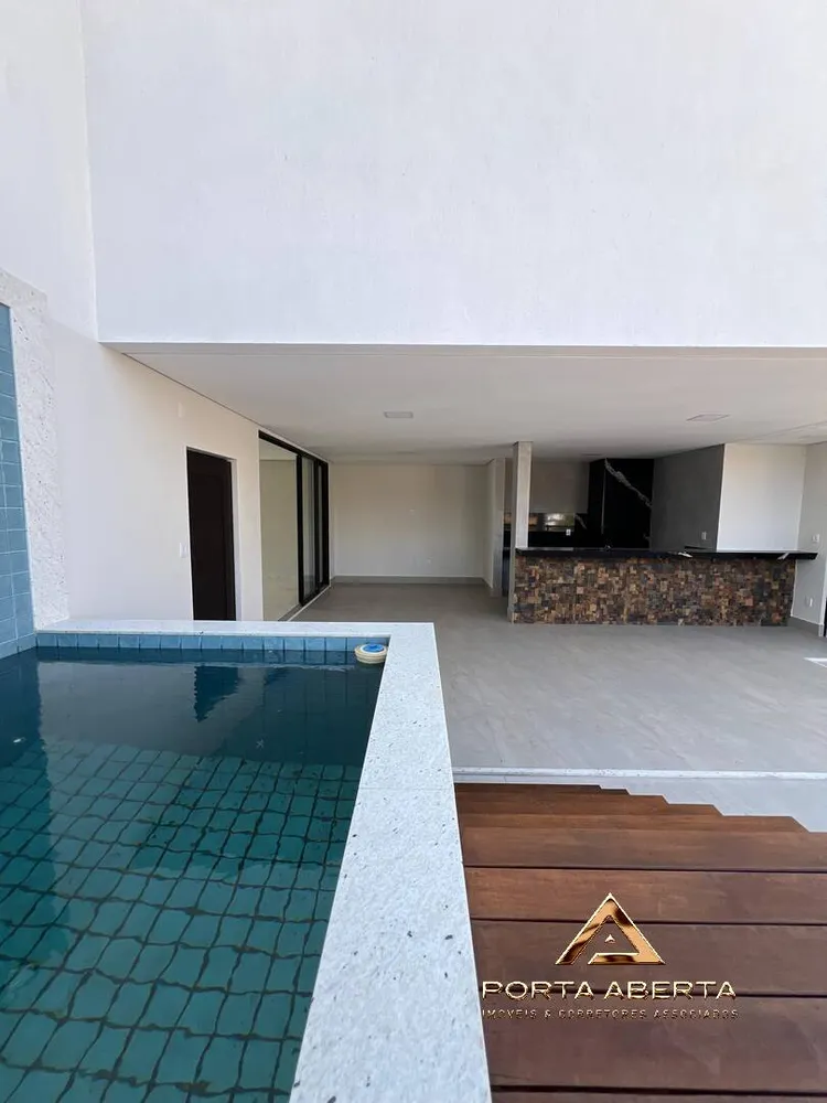 Cobertura, 3 quartos, 267 m² - Foto 2