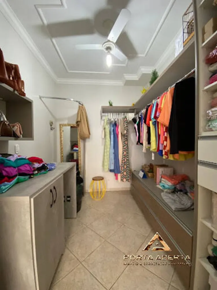 Casa, 3 quartos, 216 m² - Foto 6