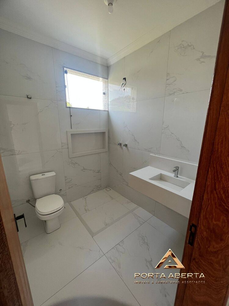 Casa à venda com 3 quartos, 150m² - Foto 7